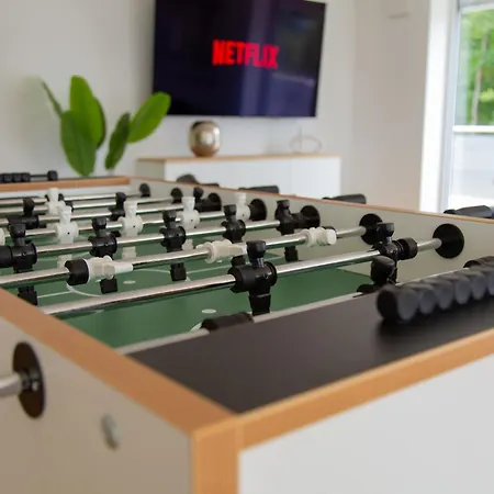 Penthouse Mit Whirlpool, Sauna, Xxl-terrasse Mit Bergblick & Tischfussball Waldkirchen