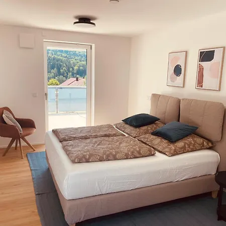 Penthouse Mit Whirlpool, Sauna, Xxl-terrasse Mit Bergblick & Tischfussball * Waldkirchen