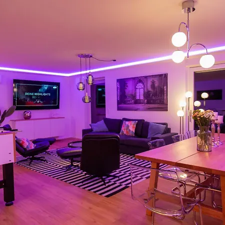 Penthouse Mit Whirlpool, Sauna, Xxl-terrasse Mit Bergblick & Tischfussball Waldkirchen