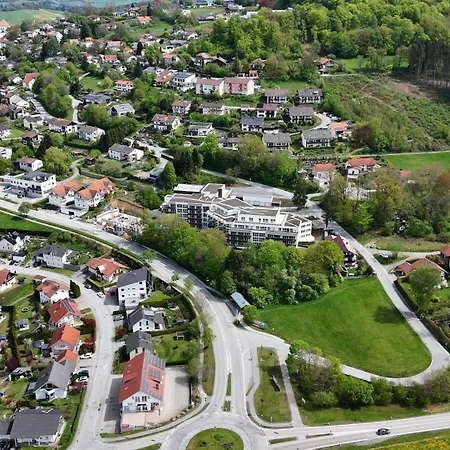 Penthouse Mit Whirlpool, Sauna, Xxl-terrasse Mit Bergblick & Tischfussball *