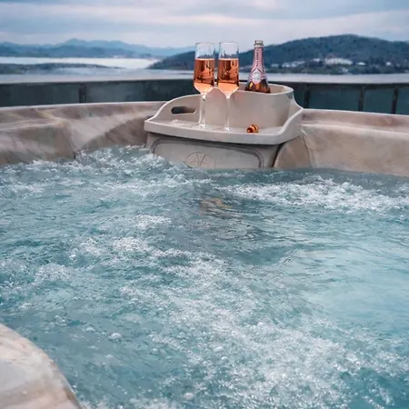 Penthouse Mit Whirlpool, Sauna, Xxl-terrasse Mit Bergblick&tischfußball * Waldkirchen