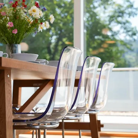 Penthouse Mit Whirlpool, Sauna, Xxl-terrasse Mit Bergblick&tischfußball Apartment
