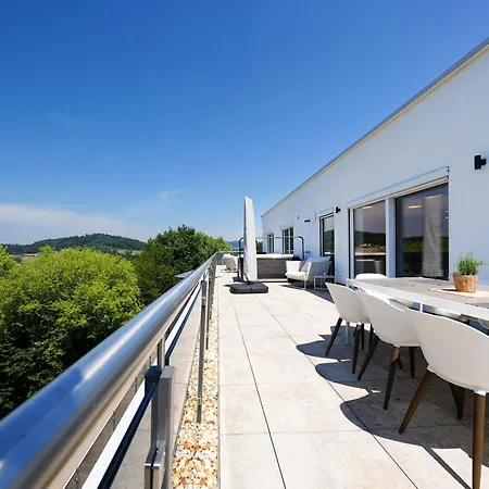 Penthouse Mit Whirlpool, Sauna, Xxl-terrasse Mit Bergblick&tischfußball Waldkirchen