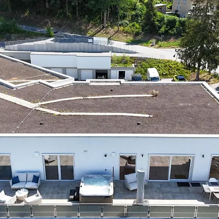 Penthouse Mit Whirlpool, Sauna, Xxl-terrasse Mit Bergblick & Tischfussball Waldkirchen