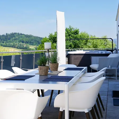 Lägenhet Penthouse Mit Whirlpool, Sauna, Xxl-terrasse Mit Bergblick & Tischfussball
