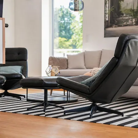 Apartment Penthouse Mit Whirlpool, Sauna, Xxl-terrasse Mit Bergblick&tischfußball *