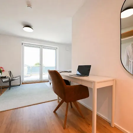 Penthouse Mit Whirlpool, Sauna, Xxl-terrasse Mit Bergblick&tischfußball Apartment *