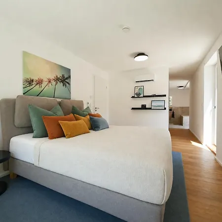 Lägenhet Penthouse Mit Whirlpool, Sauna, Xxl-terrasse Mit Bergblick & Tischfussball