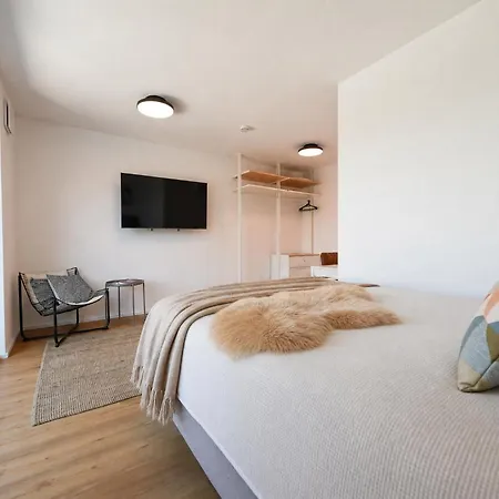Penthouse Mit Whirlpool, Sauna, Xxl-terrasse Mit Bergblick&tischfußball Waldkirchen