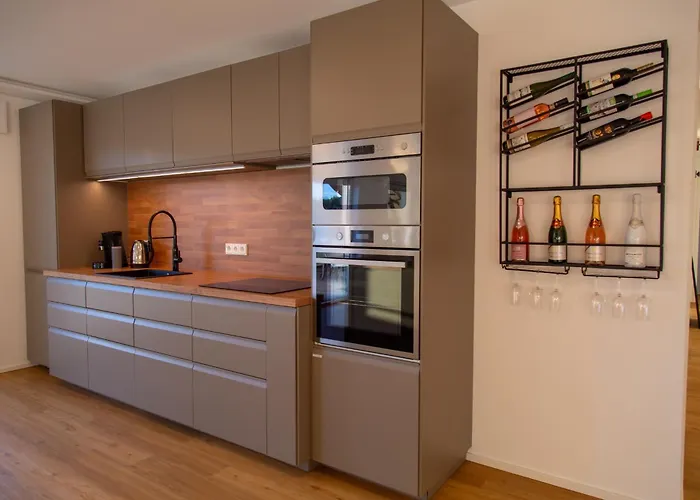 Apartamento Modernes Penthouse Mit Whirlpool, Xxl-terrasse Mit Bergblick & Tischfussball *