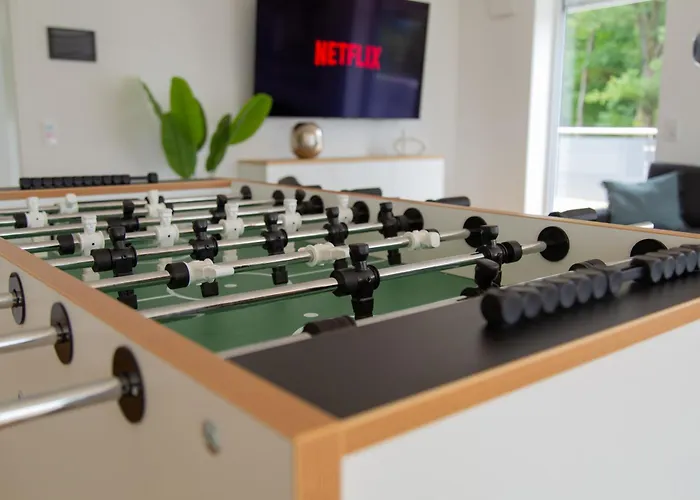 Modernes Penthouse Mit Whirlpool, Xxl-terrasse Mit Bergblick & Tischfussball Waldkirchen