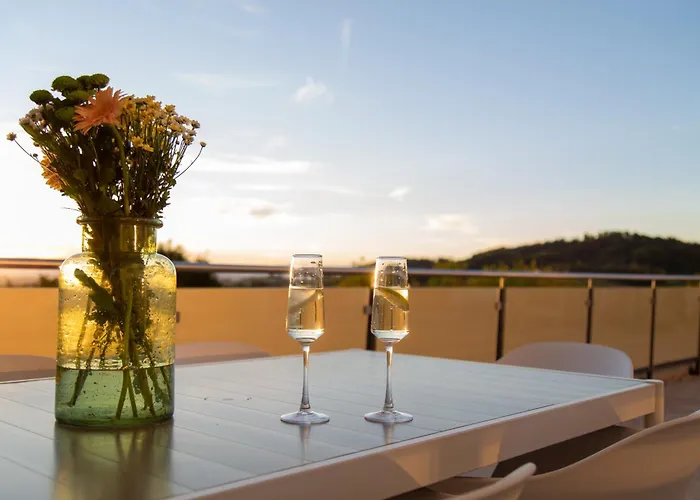 Modernes Penthouse Mit Whirlpool, Xxl-terrasse Mit Bergblick & Tischfussball Waldkirchen